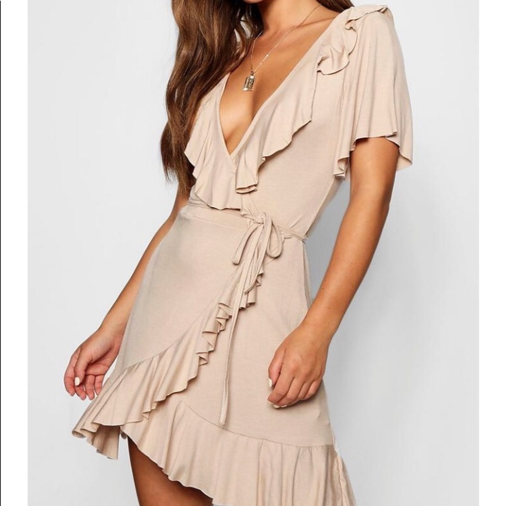 BOOHOO petite wrap dress tan